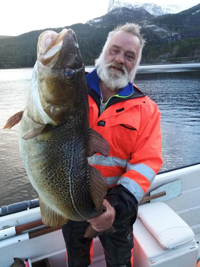 Bremanger Fjord Hotell Svelgen Kültér fotó